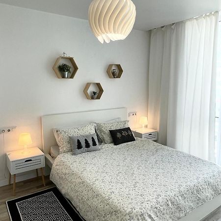 Scandinavian apartment на Марсельской, Бесконтактное заселение Крижанівка Екстер'єр фото